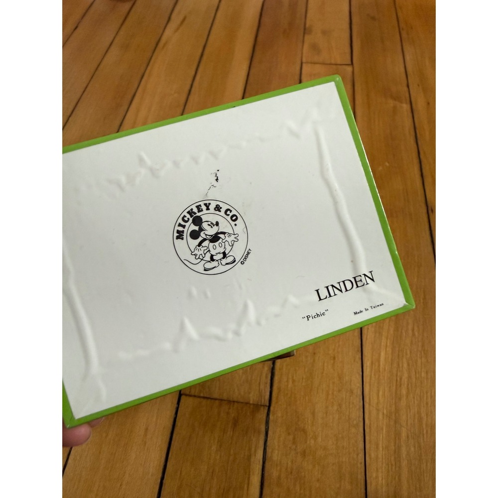 Mickey & Co. x Linden musical jewlery box Mickey & Minnie holographic - Picture 5 of 7